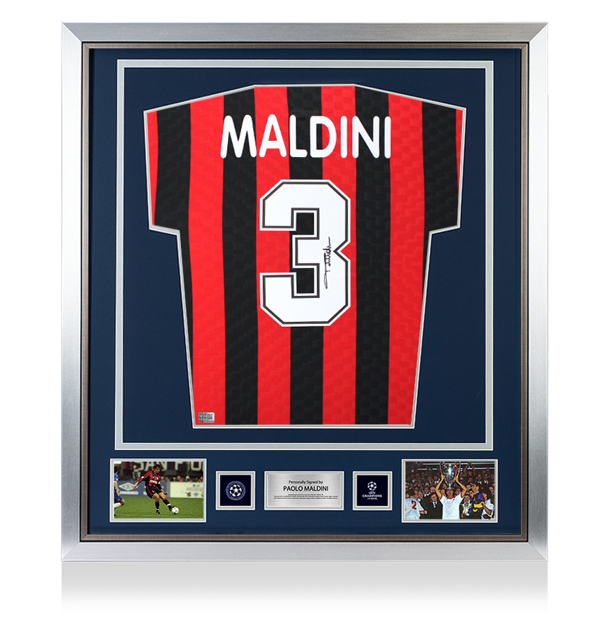 PAOLO MALDINI マルディーニ　直筆サイン入り写真 ICONS.com paolo-maldini-ac-milan-2006-