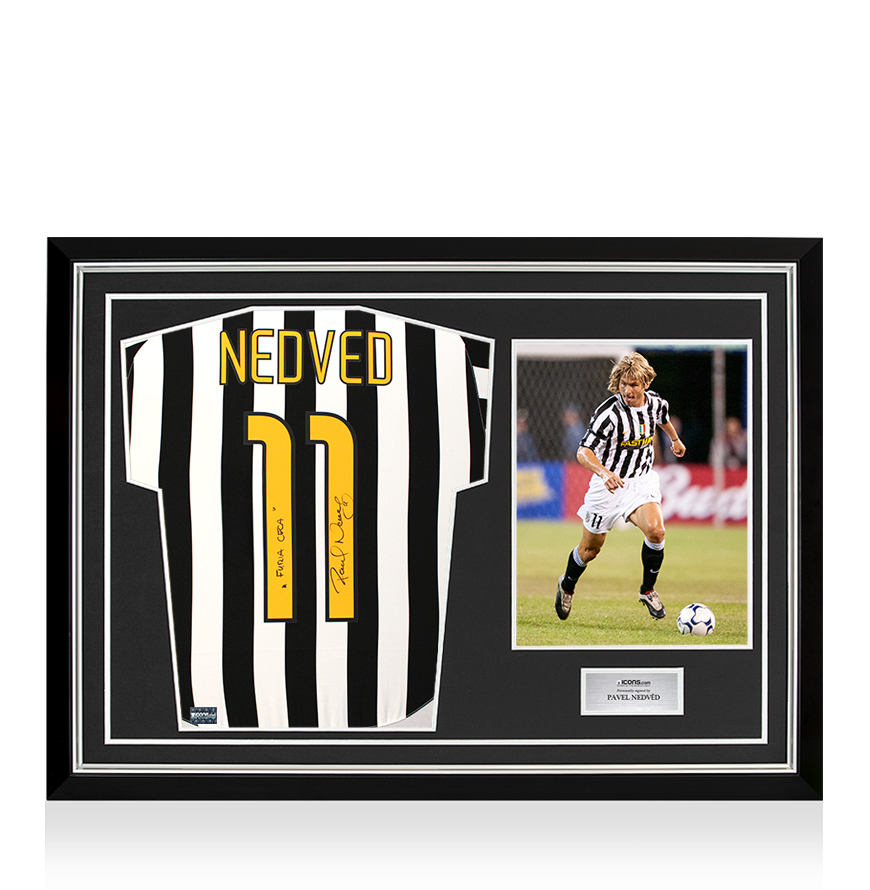 2003PANINI JUVENTUS PAVEL NEDVED ジャージカード 6347_11358_11738_CA_PN
