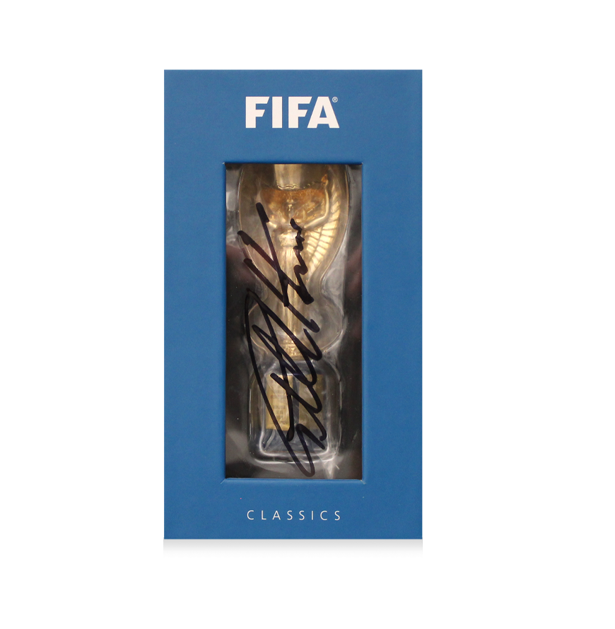 Photo Signée Sir Geoff Hurst - Inscrite « 66 » En Or, Certificat D'authenticité Disponible, édition Limitée