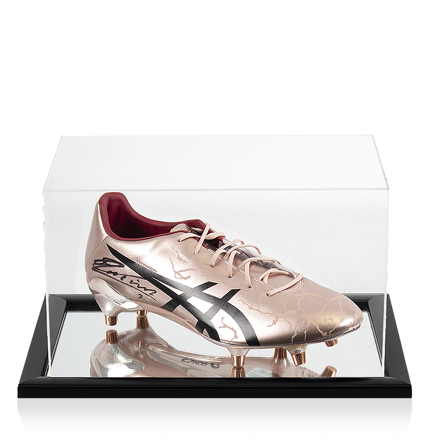 Asics menace online rugby boots