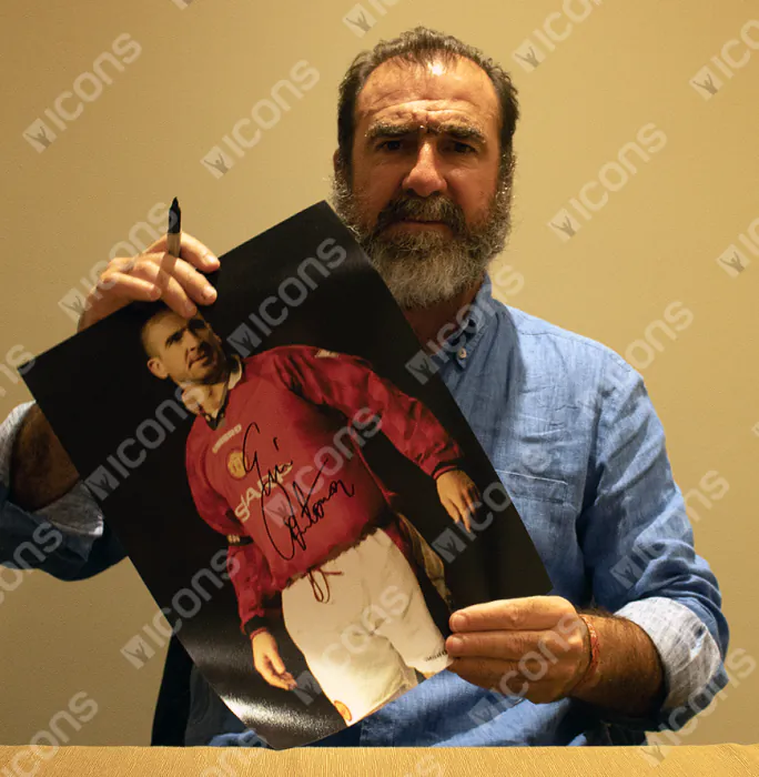 Eric Cantona Signed Manchester United Photo In Black Wooden Frame