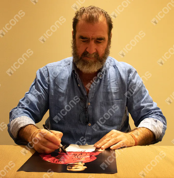 Eric Cantona Signed Manchester United Photo In Black Wooden Frame