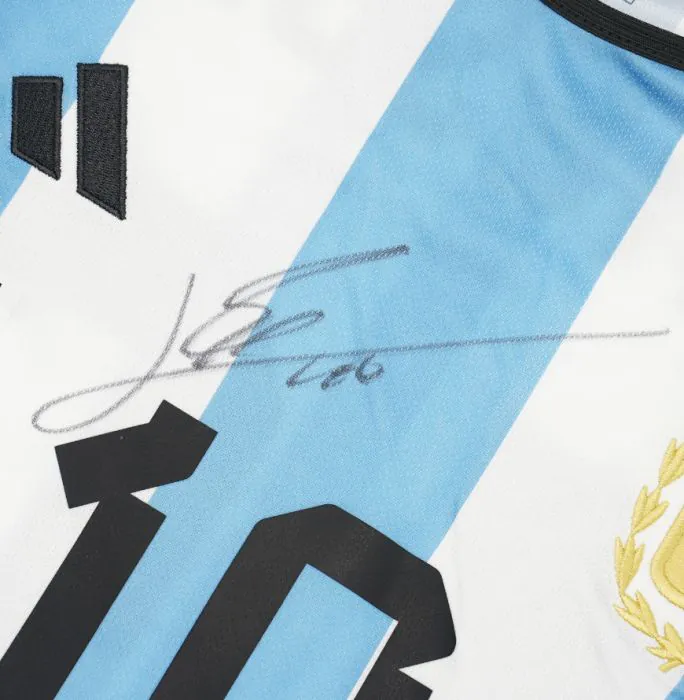 Lionel Messi Official 2022 FIFA World Cup™ Front Signed and Framed