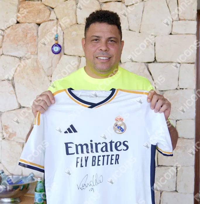 Buy Ronaldo Front autographed Modern Real Madrid CF Home jersey In
