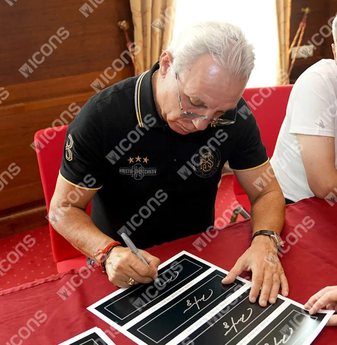 Hristo Stoichkov Signed Plaque and Photo Frame: FC Barcelona Legend
