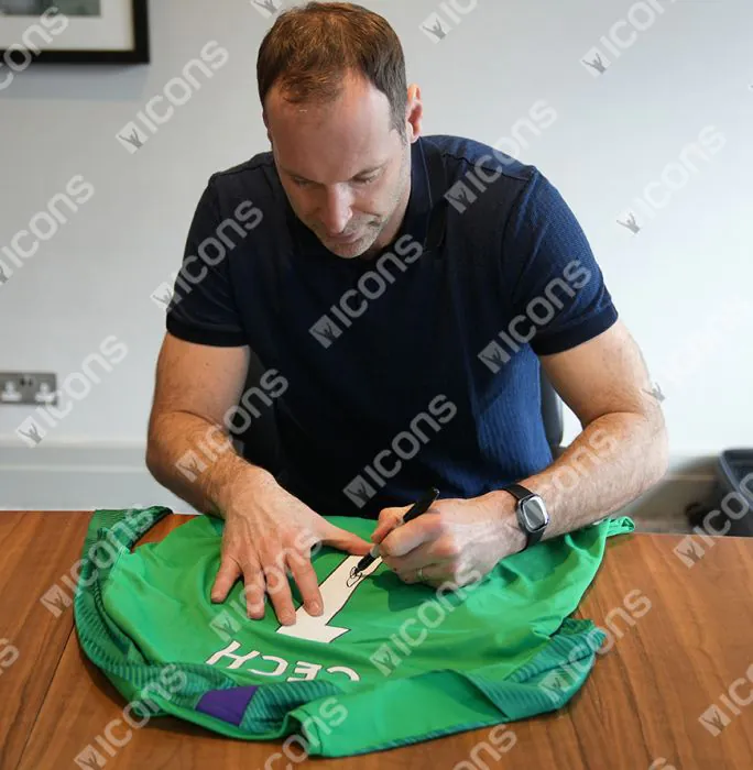 CECH サイン入り ゴールキーパーシャツ Petr Cech Back Signed Puma Cup Goalkeeper Shirt with Fan Style Number