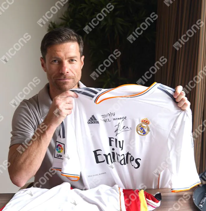 Xabi Alonso Front Signed Real Madrid 2013-14 Home Shirt - 
