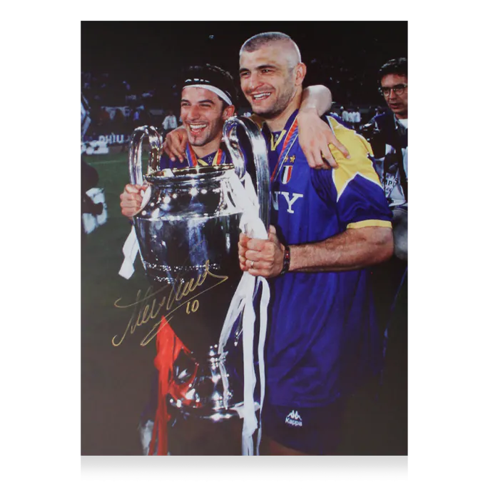 Alessandro Del Piero Signed Juventus Photo In Black Wooden Frame