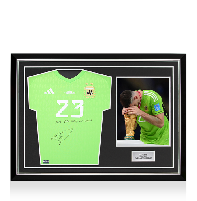Emiliano Martinez Front Signed Argentina 2022 Home Goalkeeper