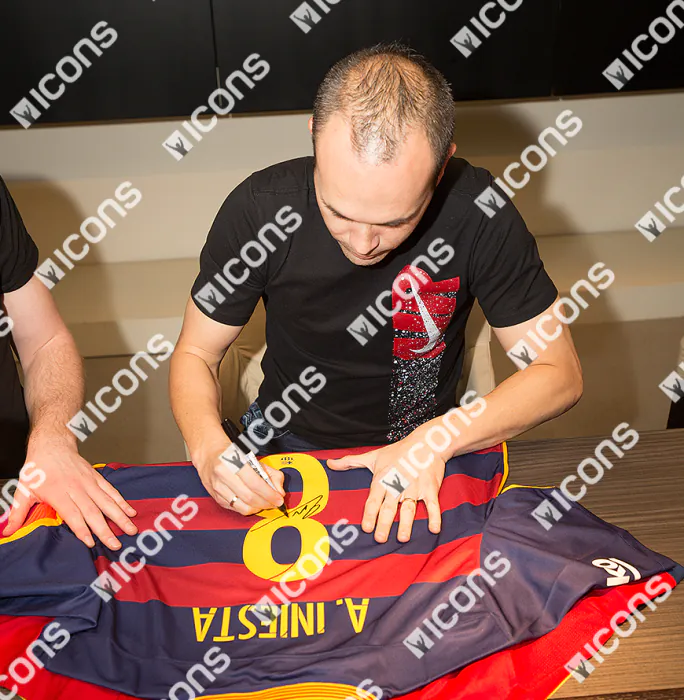 Andres Iniesta Back Signed and Framed Barcelona 2015-16 Home Shirt