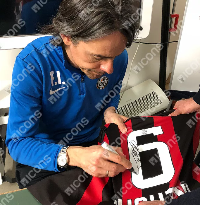 ACミラン INZAGHI 9番 サイン入りシャツ ACミラン INZAGHI 9番 サイン入りシャツ - メルカリ