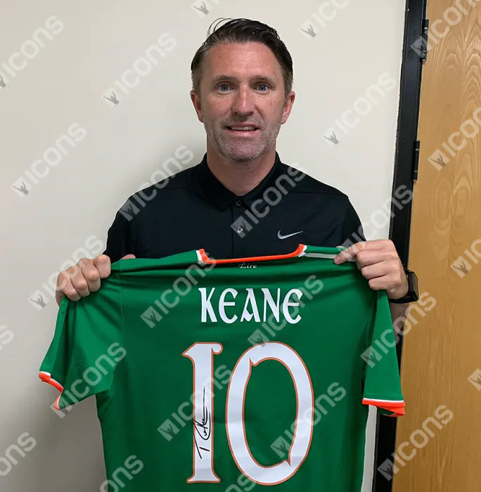 Carte Collection Robbie Keane Irlande – Début International, Signée, Rookie – Grade PSA 8