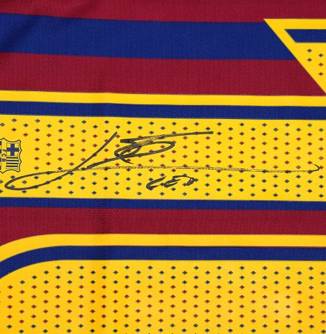 Lionel Messi Official FC Barcelona Back Signed and Framed 2018-19 Home Shirt