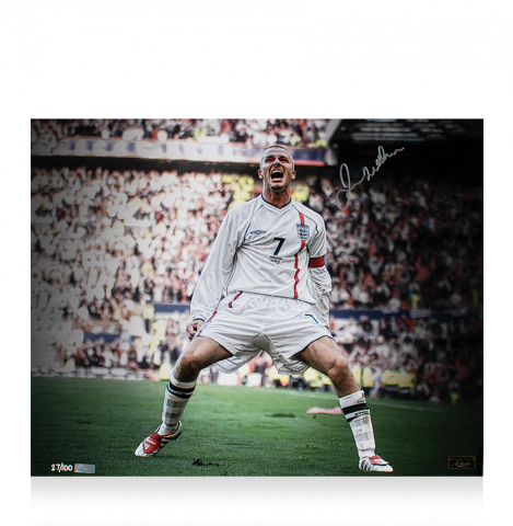 2002年　英国 David Beckham 額縁付きフォト David Beckham Official 2002 FIFA World Cup™ Back Signed and