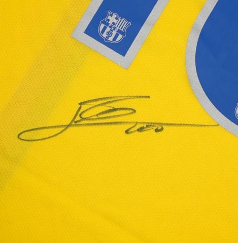 Lionel Messi Official FC Barcelona Back Signed and Framed 2008-10 Away Shirt
