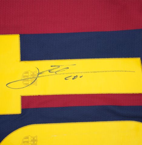 Lionel Messi Official FC Barcelona Back Signed and Framed 2013-14 Home Shirt
