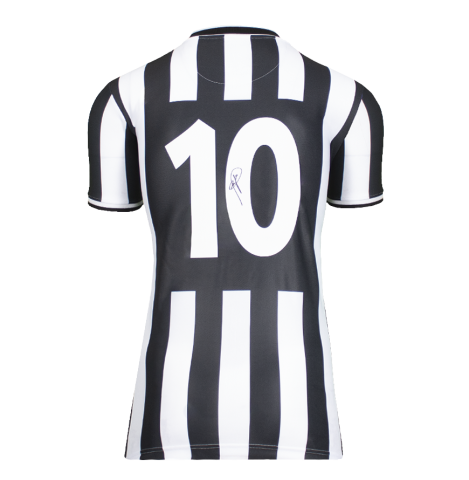 Roberto Baggio Autographed Juventus 1994-95 Home Jersey In Deluxe Packaging Roberto Baggio Autographed Juventus 1994-95 Home Jersey In Deluxe Packaging