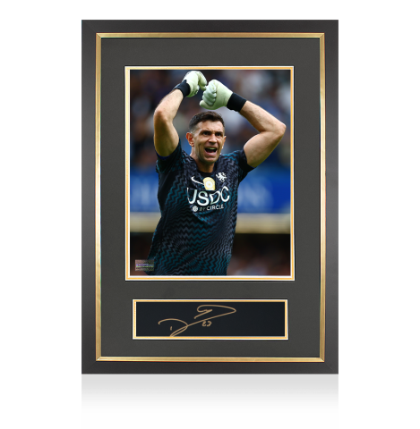 Emiliano Martinez signed Chelsea plaque and photo frame