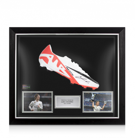 Luka Modric Signed Nike Mercurial Vapor Boot In Bubble Frame: Option 1
