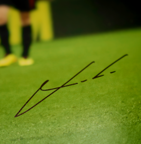 Luka Modric Autographed Croatia Photo In Black Wooden Frame: Goal vs Argentina