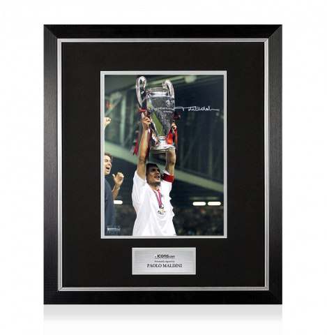 PAOLO MALDINI マルディーニ　直筆サイン入り写真 ICONS.com FIFA PAOLO MALDINI Auto パオロ・マルディーニ サイン - メルカリ