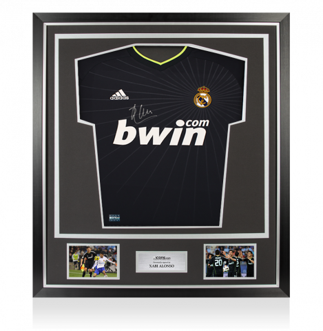 ☆PSA8☆ Toni Kroos Auto Real Madrid クロース・直筆サイン