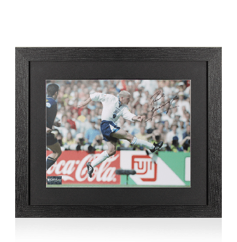 Paul Gascoigne Signed England Photo In Black Wooden Frame: Euro 96 Goal v Scotland