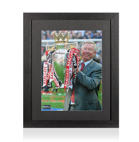 Sir Alex Ferguson signed Manchester United Premier League Trophy photo in black wooden frame