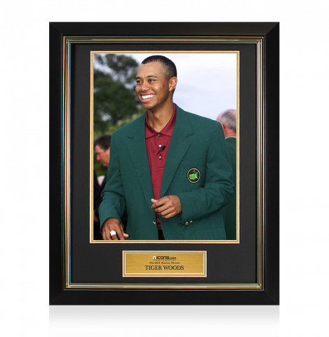 UNSIGNED Tiger Woods Masters Trophy Framed Photo - The 2001 Masters Winner