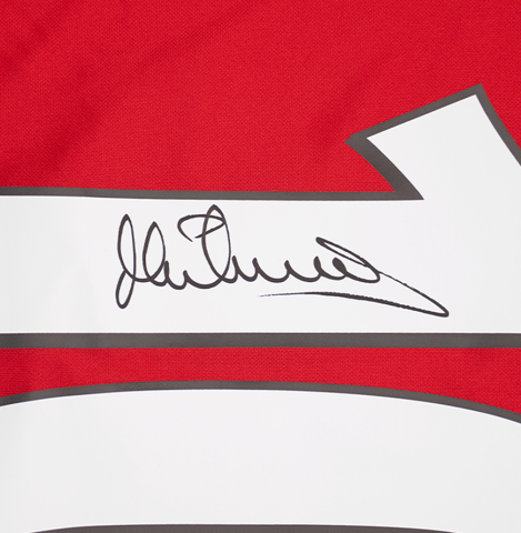 Michael Owen Official UEFA Champions League Back Signed and Hero Framed Liverpool 2000-01 Home Shirt