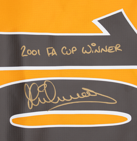Michael Owen Back Signed Liverpool 2000-01 Away Shirt - 2001 FA Cup Winner Inscription In Classic Frame