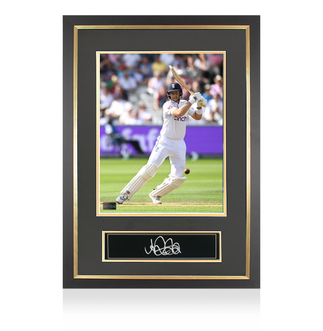 Joe Root Signed Plaque and Photo Frame: England Cricket Legend