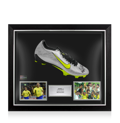 Ronaldo Signed Nike Mercurial Silver Boot In Bubble Frame: Option 1