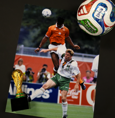 Frank Rijkaard Official FIFA World Cup™ Back Signed and Framed Netherlands 1988 Home Shirt - Gold Bundle