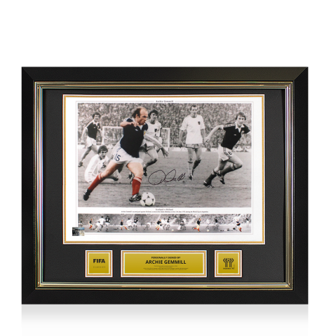 Archie Gemmill Official 1978 FIFA World Cup™ Signed and Framed Scotland Photo: 1978 Goal vs Netherlands