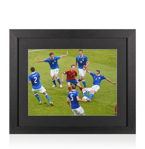 UNSIGNED Andres Iniesta Photo In Black Wooden Frame: In Action Spain vs Italy