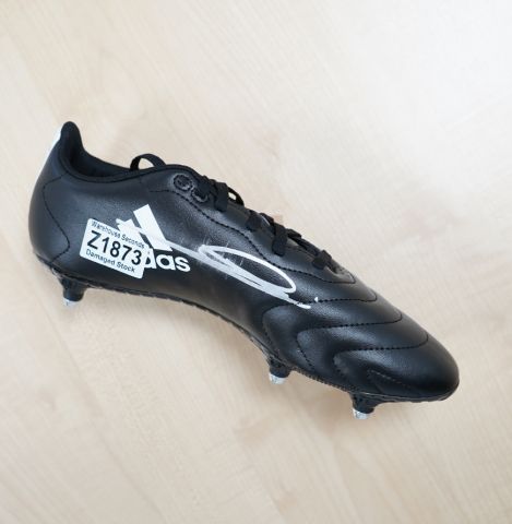 WAREHOUSE SECONDS Zinedine Zidane Signed Adidas Football Boot