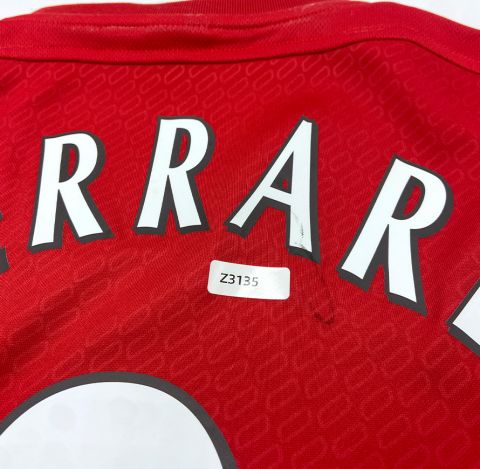 WAREHOUSE SECONDS Steven Gerrard Signed Liverpool Shirt - Istanbul 2005 Champions League Final Number 8 - Grade B