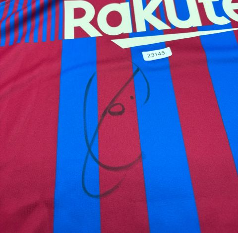 PRE FRAMED WAREHOUSE SECONDS Xavi Front Signed FC Barcelona 2021-22 Home Shirt - Grade B