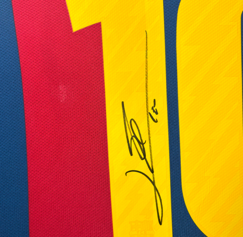 WAREHOUSE SECONDS Lionel Messi Back Signed FC Barcelona 2010-11 Home Shirt - Grade A