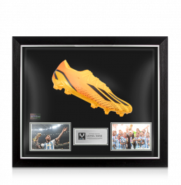 Messi signed boot shop