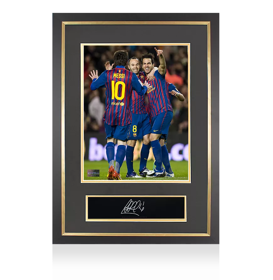 Cesc Fàbregas サイン入り写真 フレーム付き Cesc Fabregas Signed Plaque and Photo Frame: FC Barcelona Icon