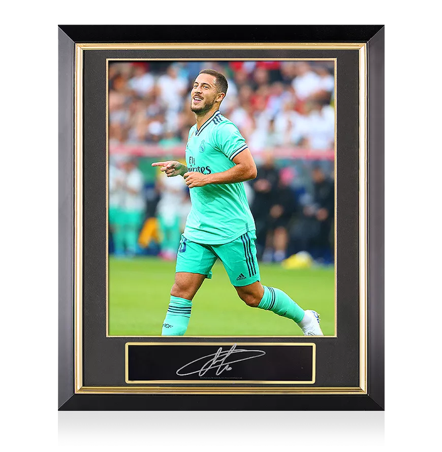Eden Hazard Signed Plaque and Real Madrid Photo Frame: First Galatico Goal Eden Hazard Signed Plaque and Real Madrid Photo Frame: First Galatico Goal