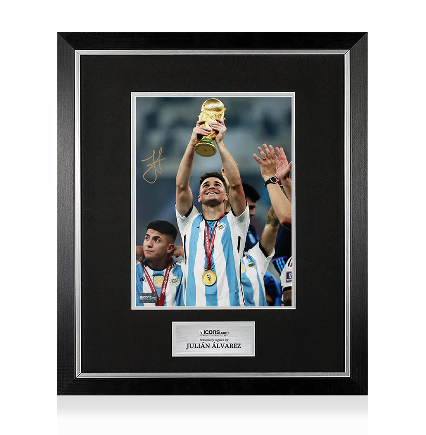Julian Alvarez サインユニ icons 2022W杯(2star) i2875ppf.webp