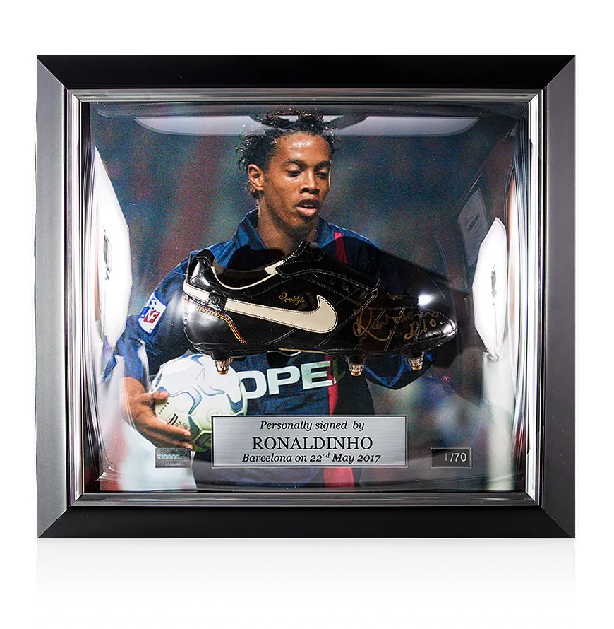 ronaldinho-signed-framed-