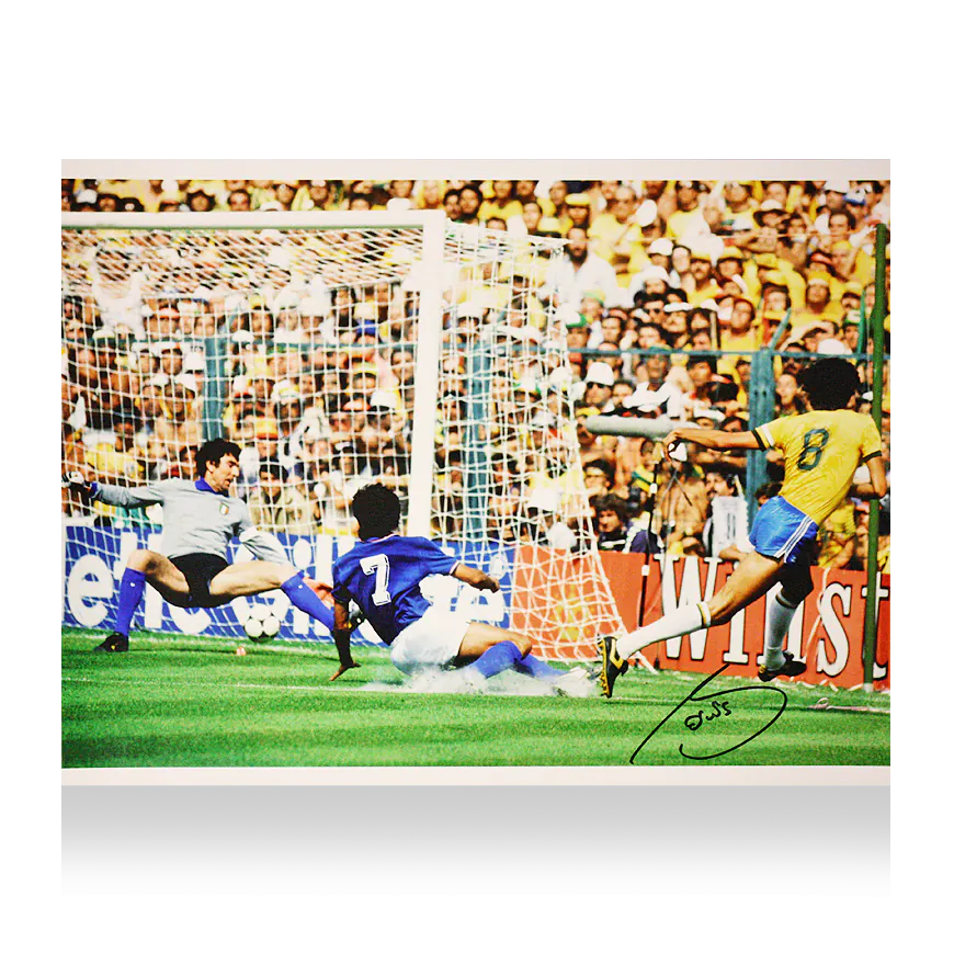 socrates_signed_brazil_photo_g