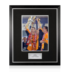 Danny Murphy Signed Liverpool FC Photo In Premium Photo Frame: 2001 FA Cup Winner