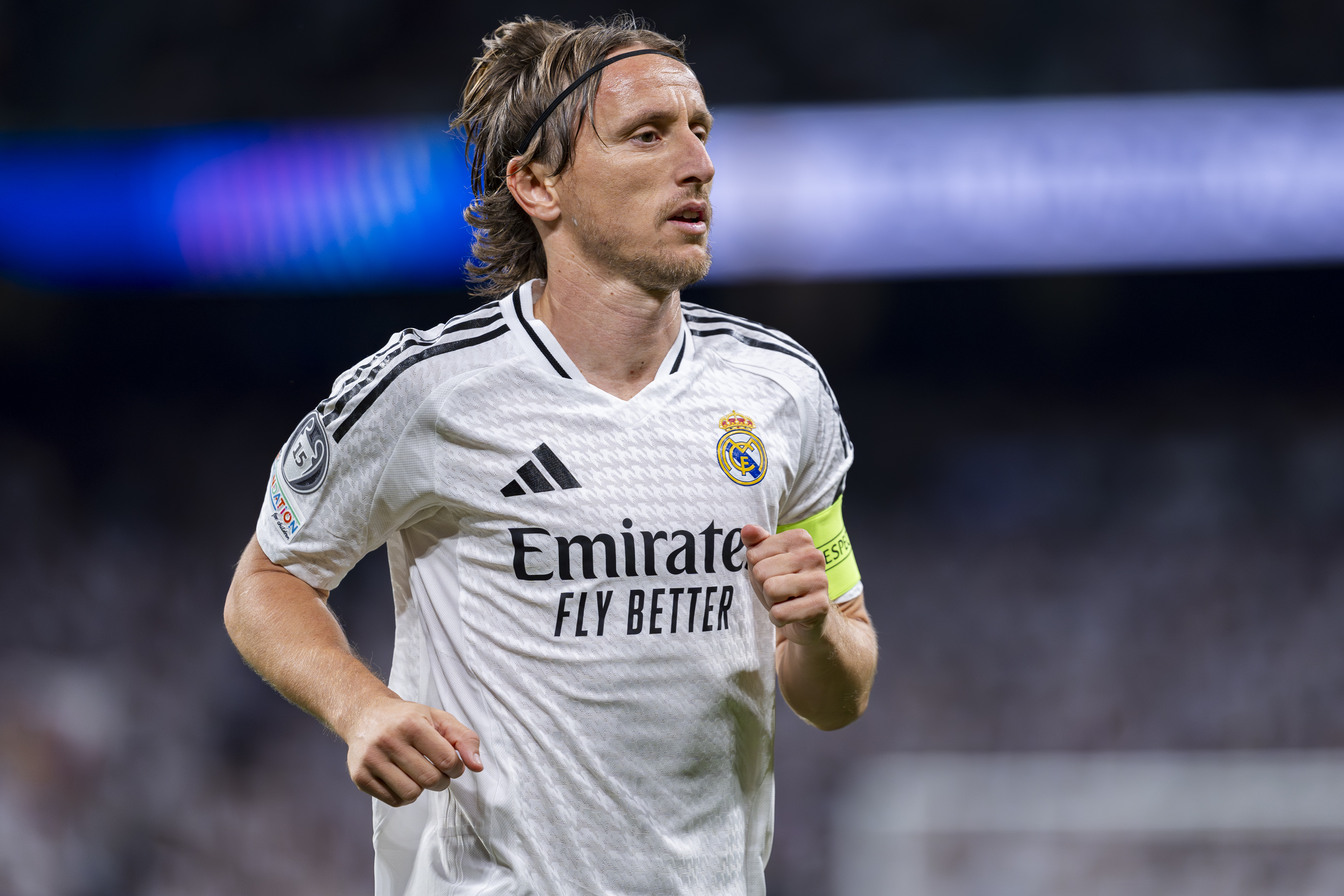 Luka Modrić signed shirts