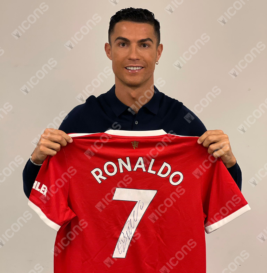 Cristiano Ronaldo signing session
