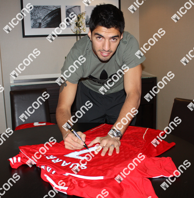 Luis Suarez Liverpool Shirt